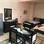 Maison Centre شكودر