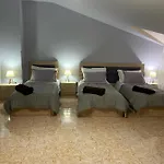 דירה Maison Centre שקודר