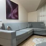 Maison Centre * שקודר