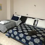 Maison Centre דירה שקודר