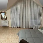דירה Maison Centre שקודר