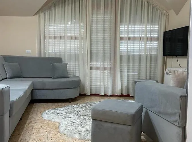 아파트 Maison Centre Shkodër